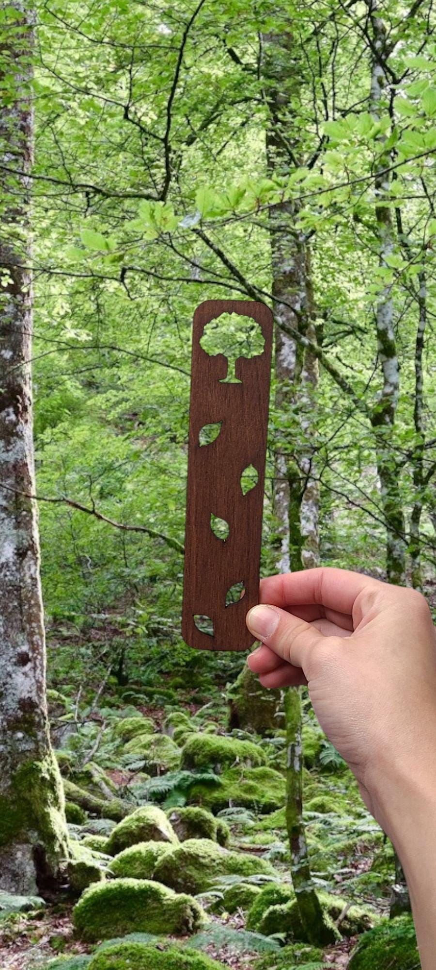 Wildlife bookmark nature