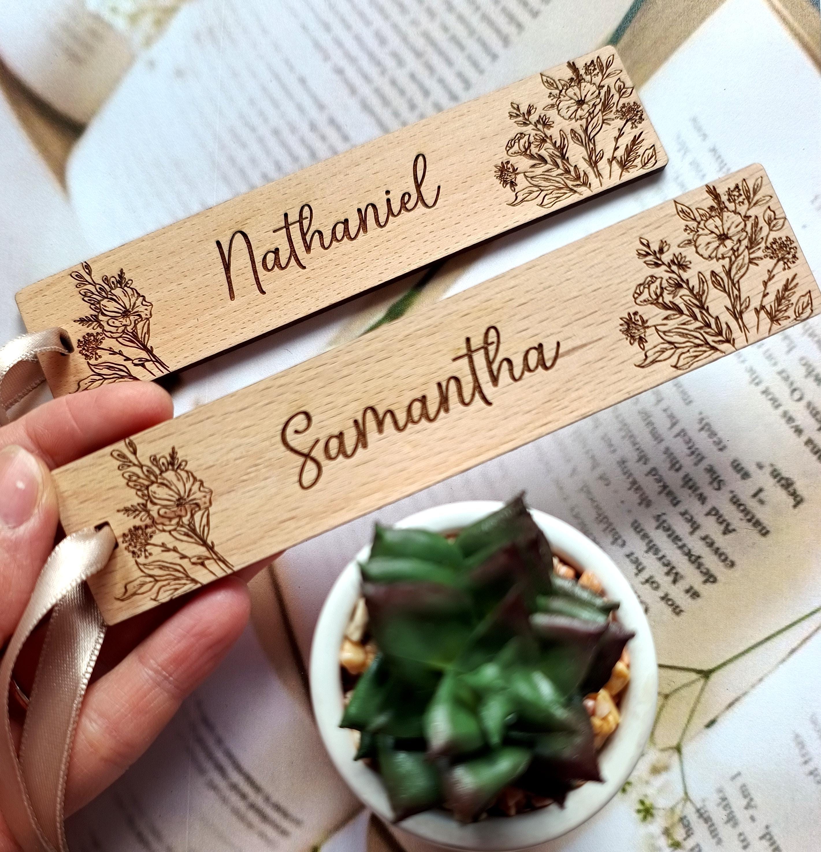 Personalized wooden bookmarks - Bookmark favors