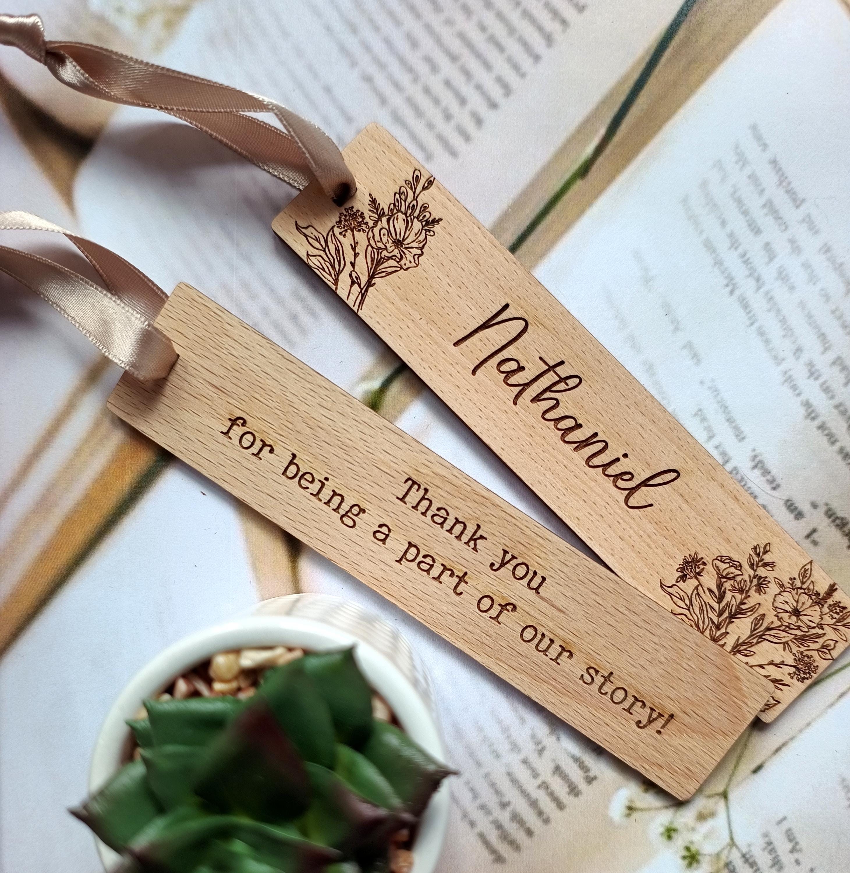 Personalized wooden bookmarks - Bookmark favors